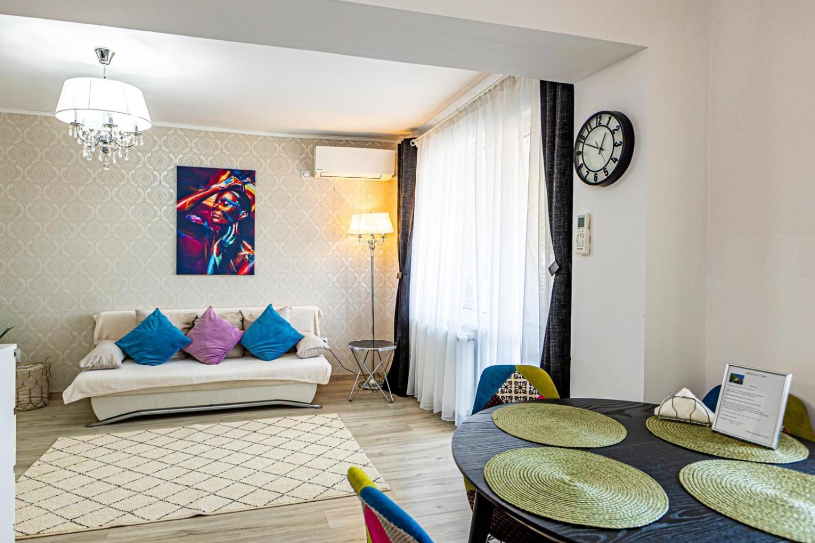 Sia's Apartment